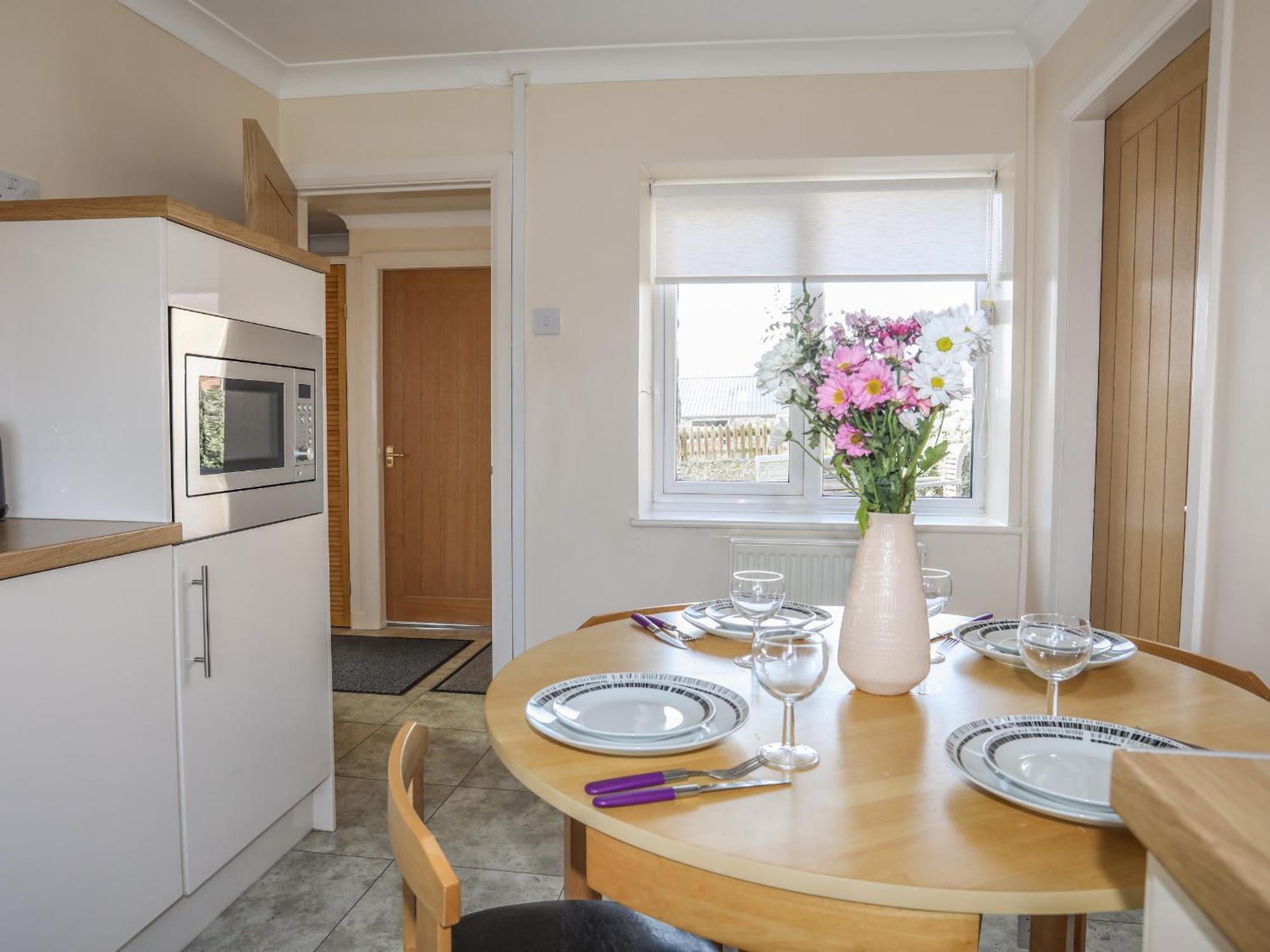 Tan Twr Farm Cottage Dwyran Экстерьер фото
